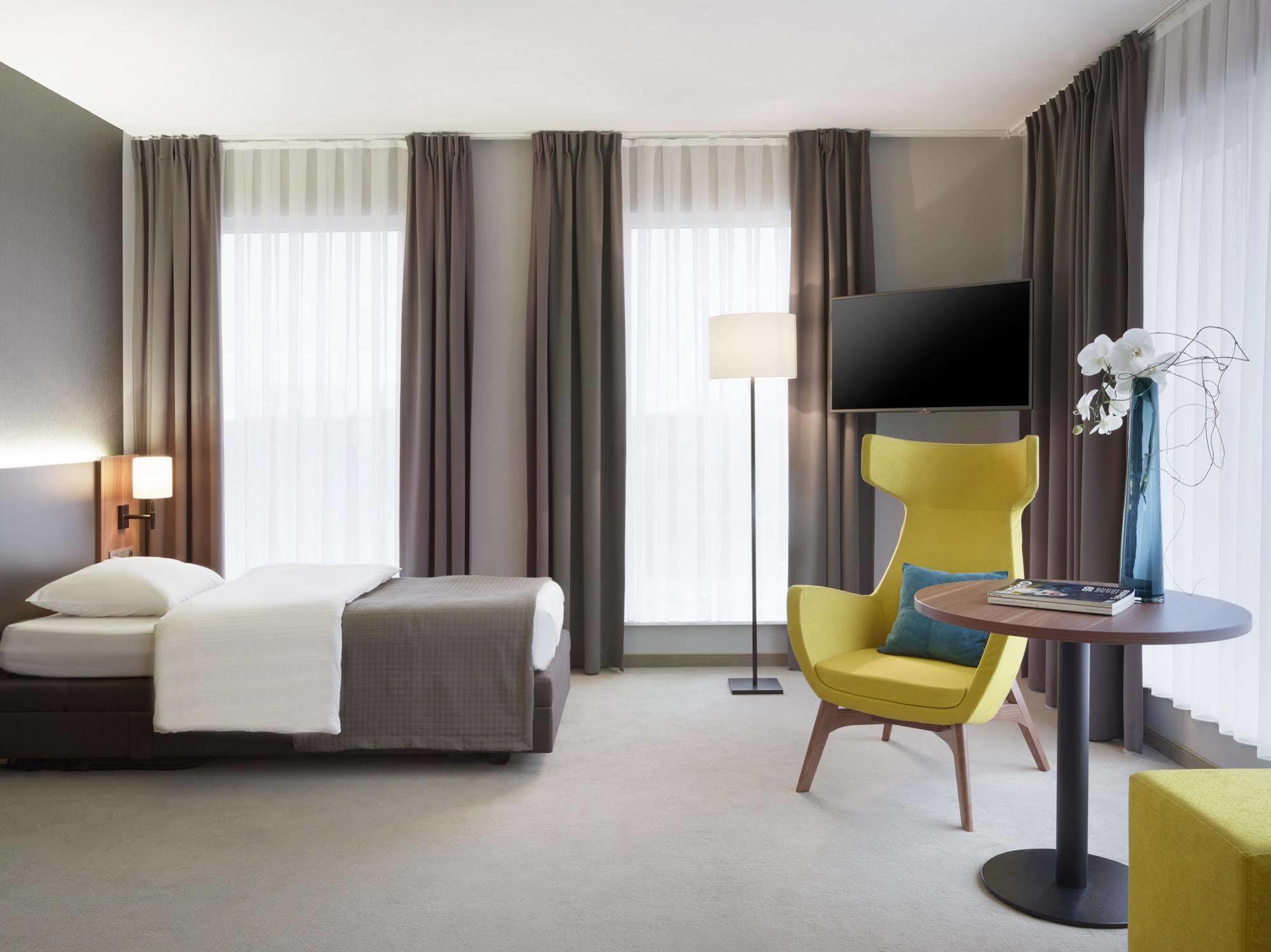 Hotel Drie Eiken Edegem Exteriör bild